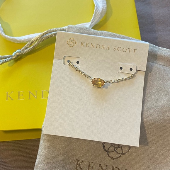 Like new Kendra Scott Cailin necklace- gold - Picture 1 of 6